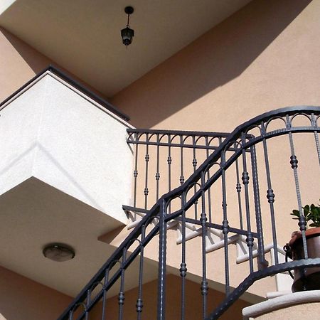 Cvita Apartments トロギール エクステリア 写真