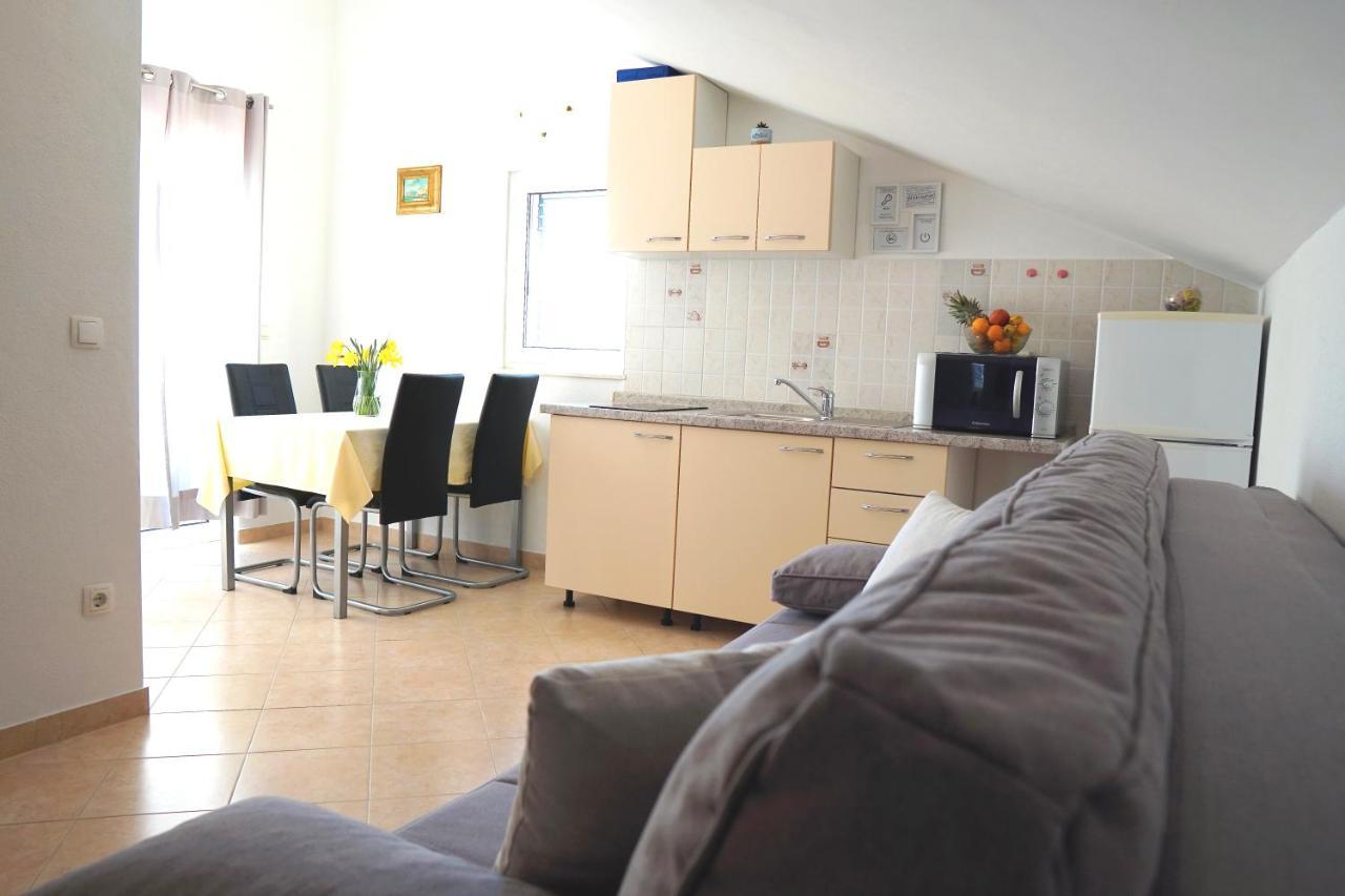 Cvita Apartments トロギール エクステリア 写真