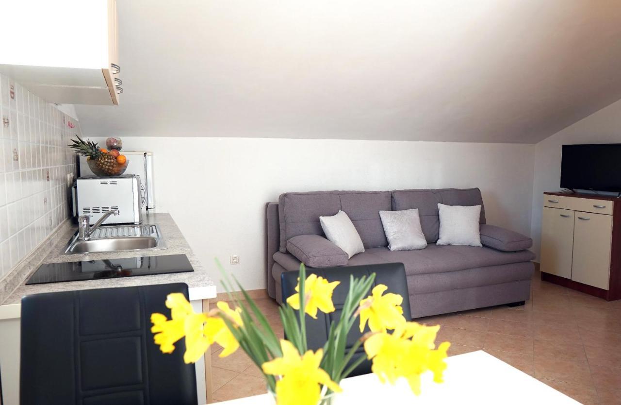 Cvita Apartments トロギール エクステリア 写真