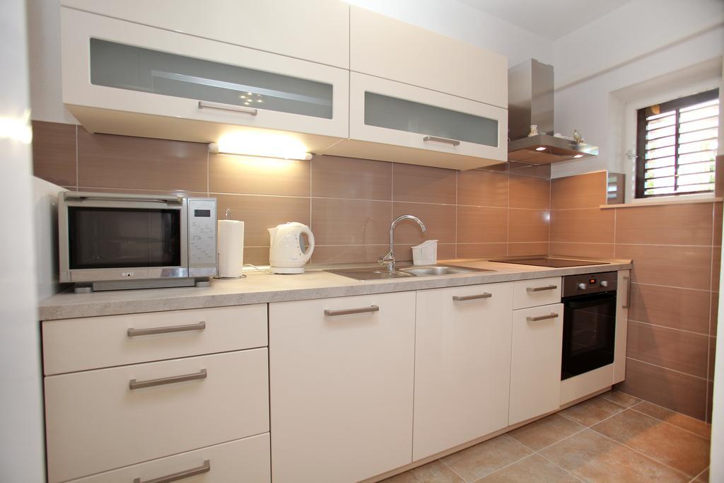 Cvita Apartments トロギール 部屋 写真